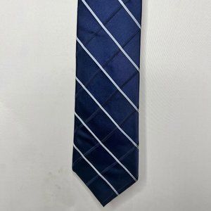 G.H. Bass Co Men’s Necktie 3 ¾” 100% Silk Tie Navy & Light Blue Geometric Stripe